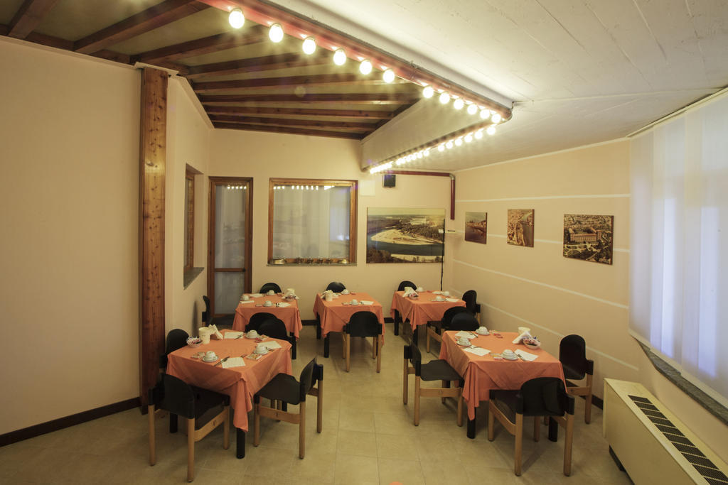 Hotel I Diamanti Garlasco Экстерьер фото
